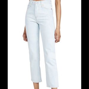 Wedgie Straight Women’s Jean Cloud 9 SIZE 28